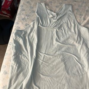 Bundle- fabletics tank tops size 3x